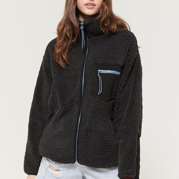 Urban Outfitters Black Sherpa Jacket - Picture 5 of 5